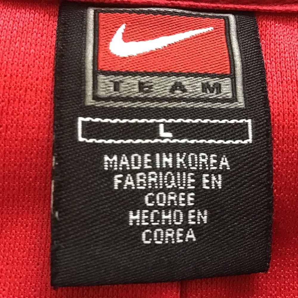 Nike Team Canada White and Red Hockey Jersey - Picture 4 of 7